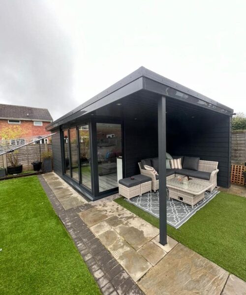 Garden Room with Seating Area Cover