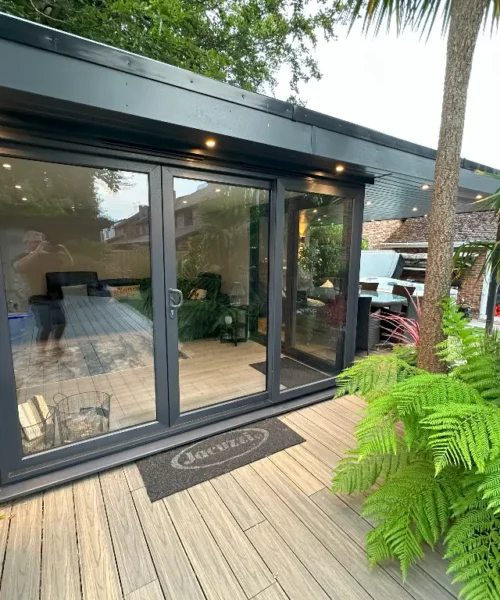 Luxury Garden Room
