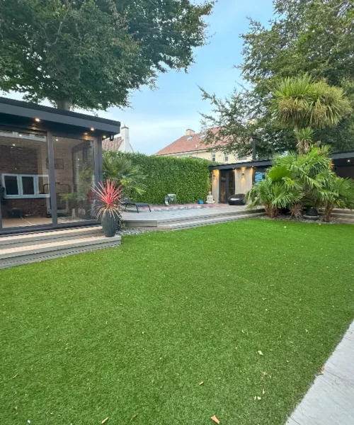Two Luxury Garden Rooms