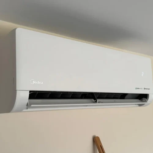 garden entertainment room with air-con in Corfe Mullen
